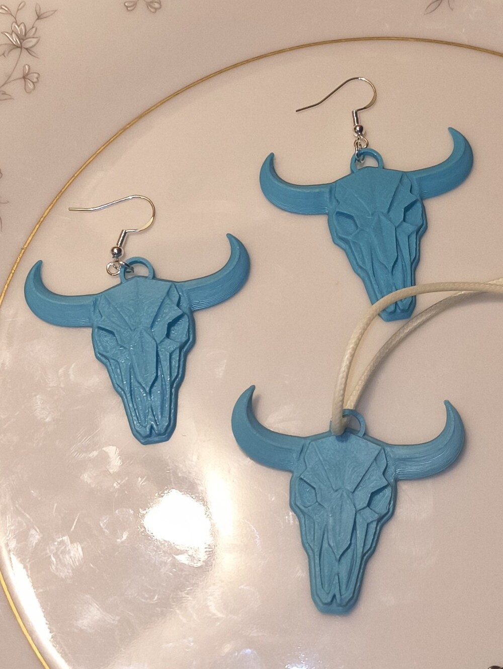 Southwestern Turquoise Color Long Horn Bull Skull Necklace and Earring Set